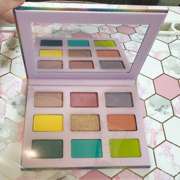 Sugar Rush - Sunbeams & Daydreams eyeshadow palette - Picture 6 of 6